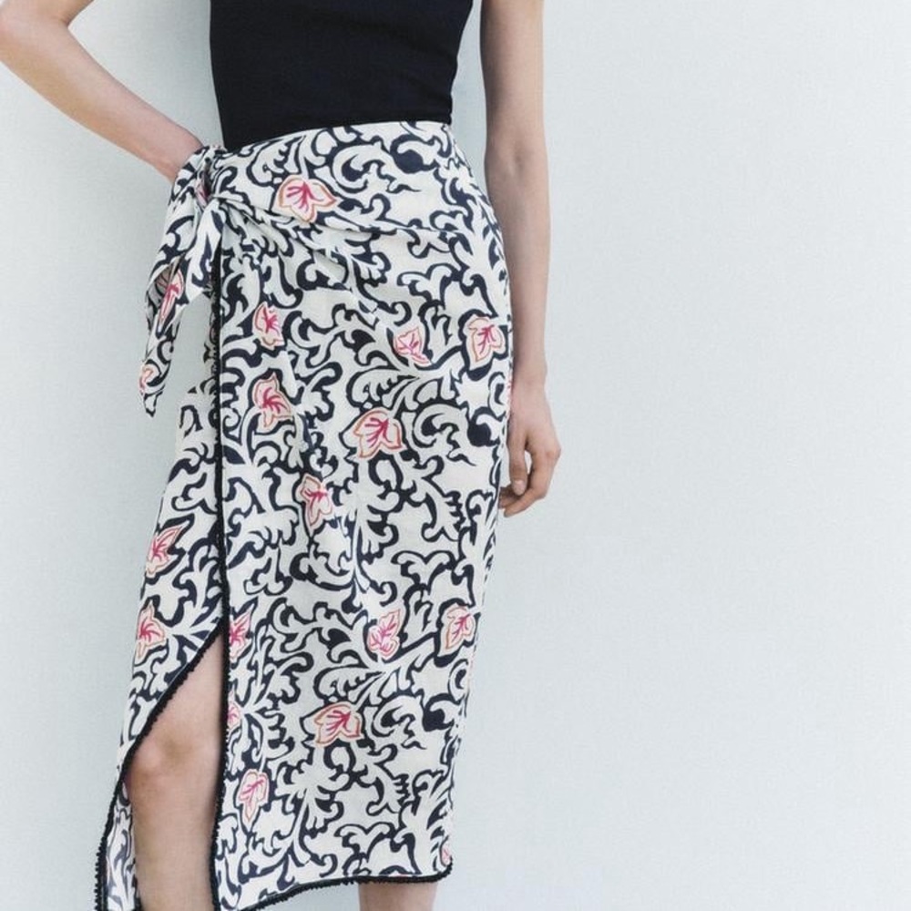 Zara Black and White Floral Swim Sarong